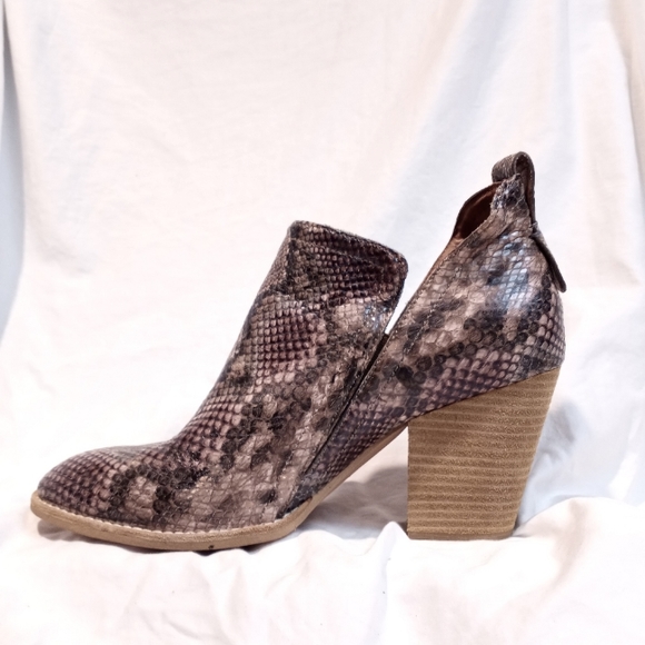 JEFFREY CAMPBELL Western Snakeskin Print Boots - Picture 3 of 9